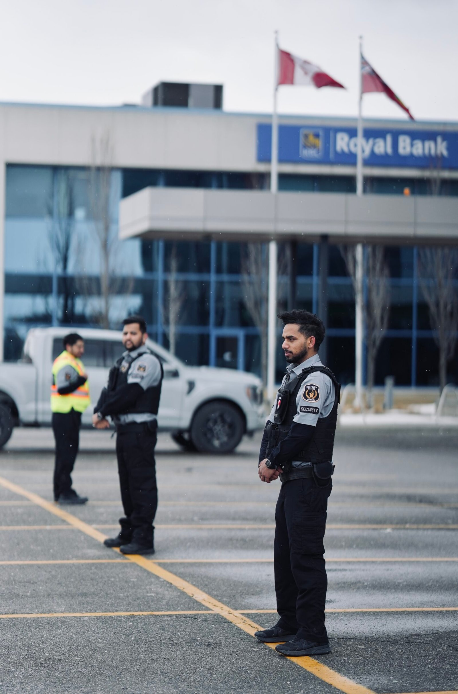 Why Uniformed Guards Are Still the Gold Standard for Deterrence and Customer Service